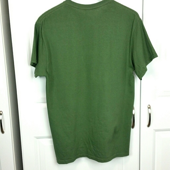 Gildan Camo Flag shirt, sz M - Picture 2 of 4